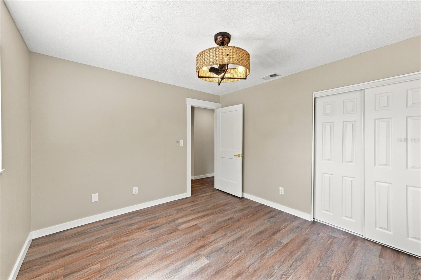 6622 Glencoe Dr Property Photo 24