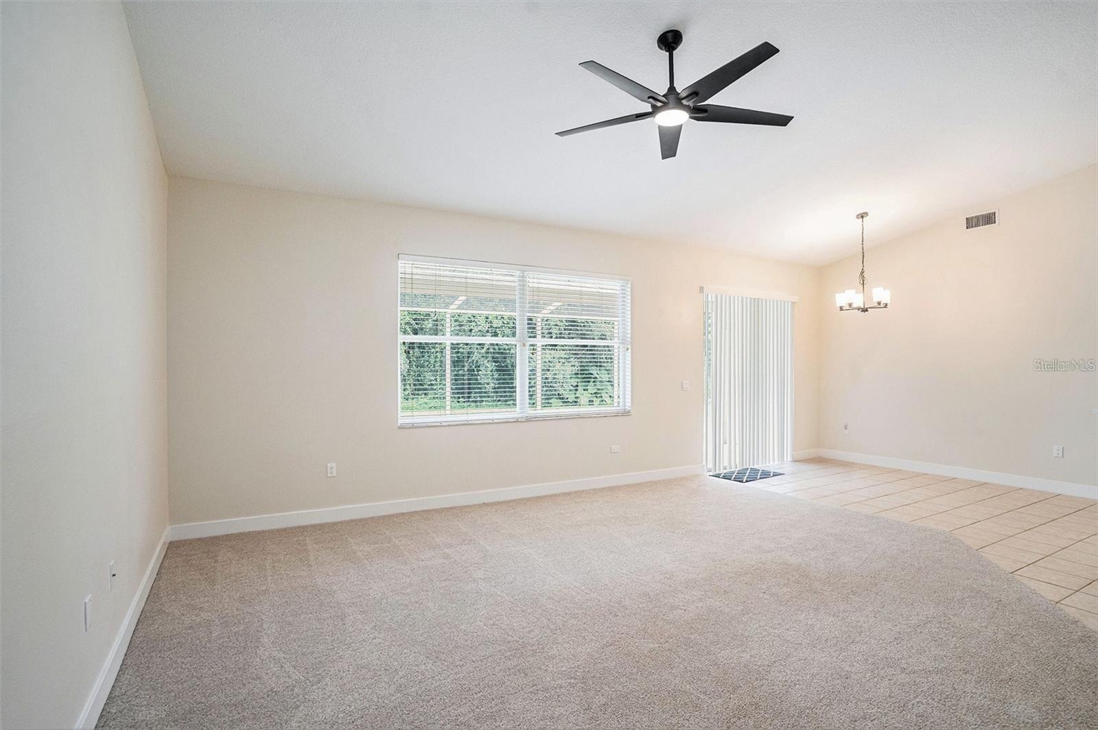 16909 Falconridge Rd Property Photo 5