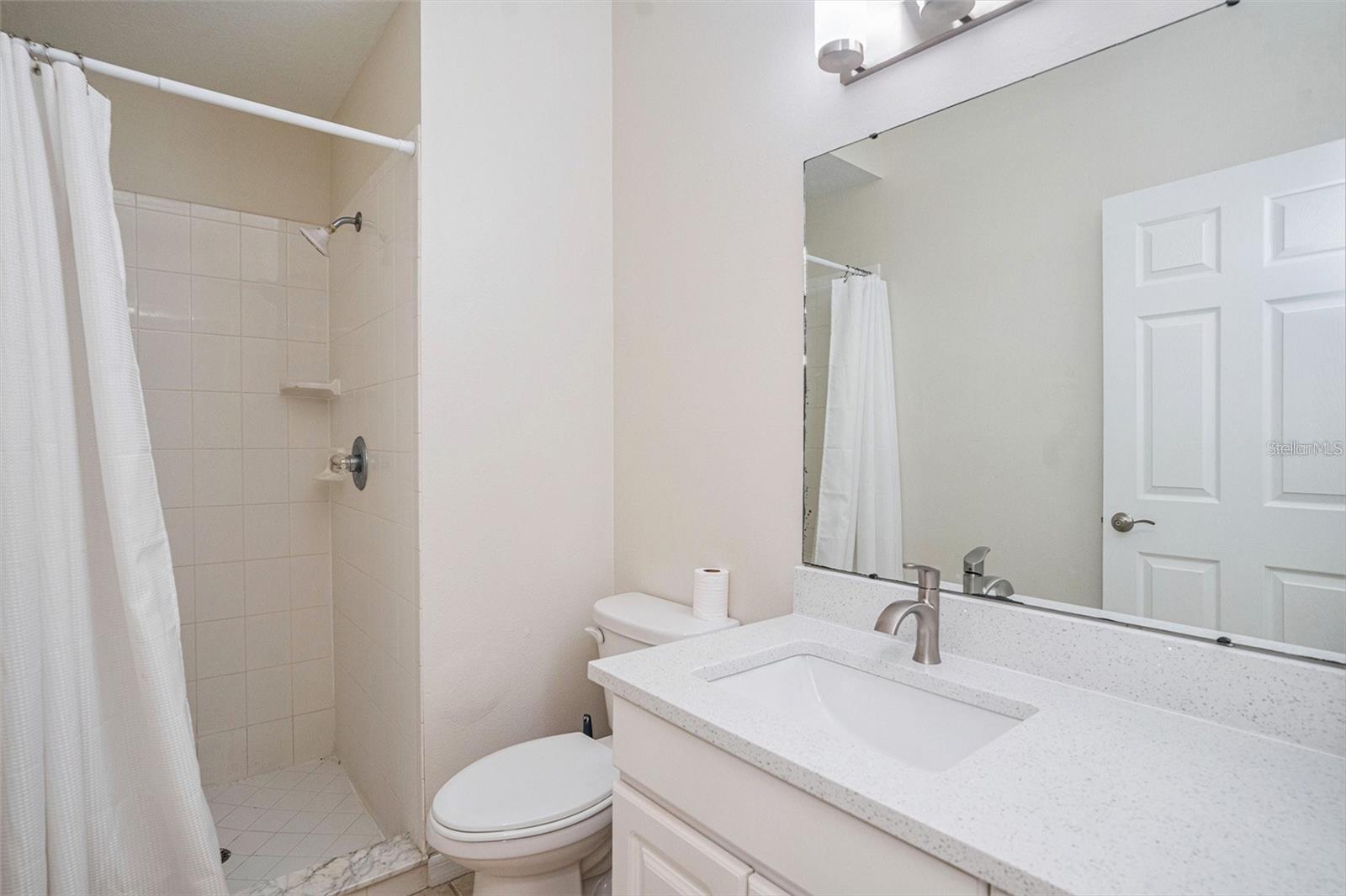 16909 Falconridge Rd Property Photo 10
