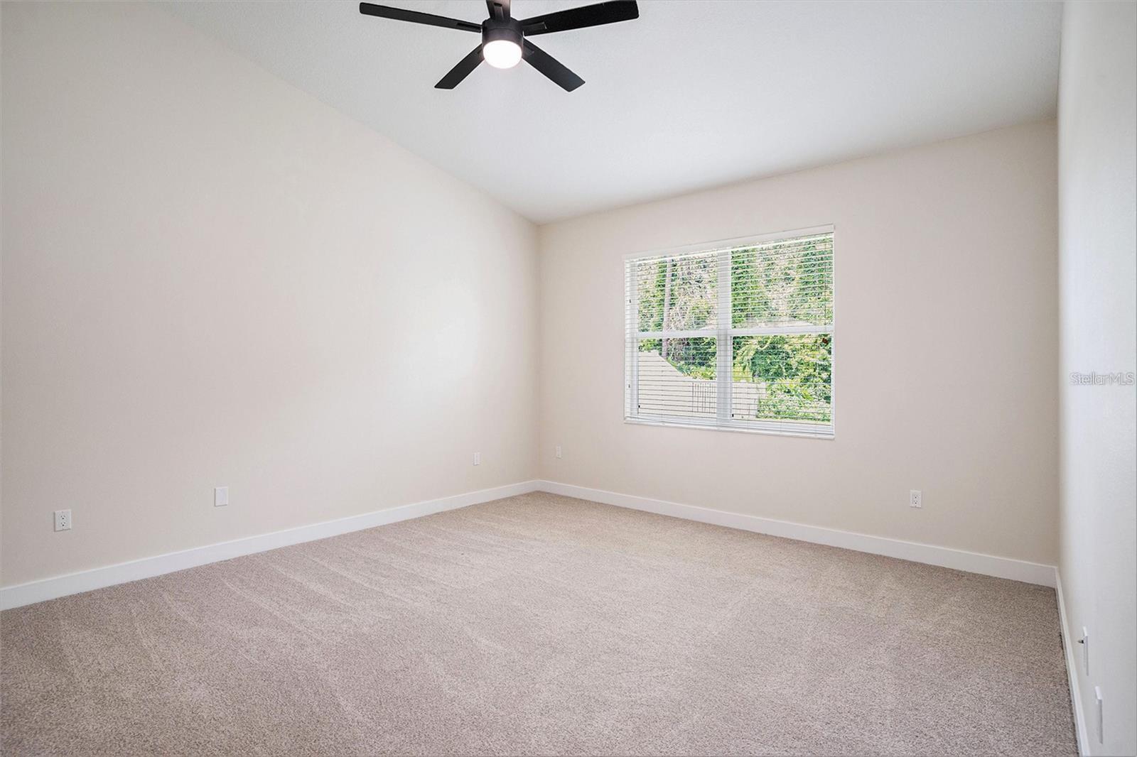 16909 Falconridge Rd Property Photo 11