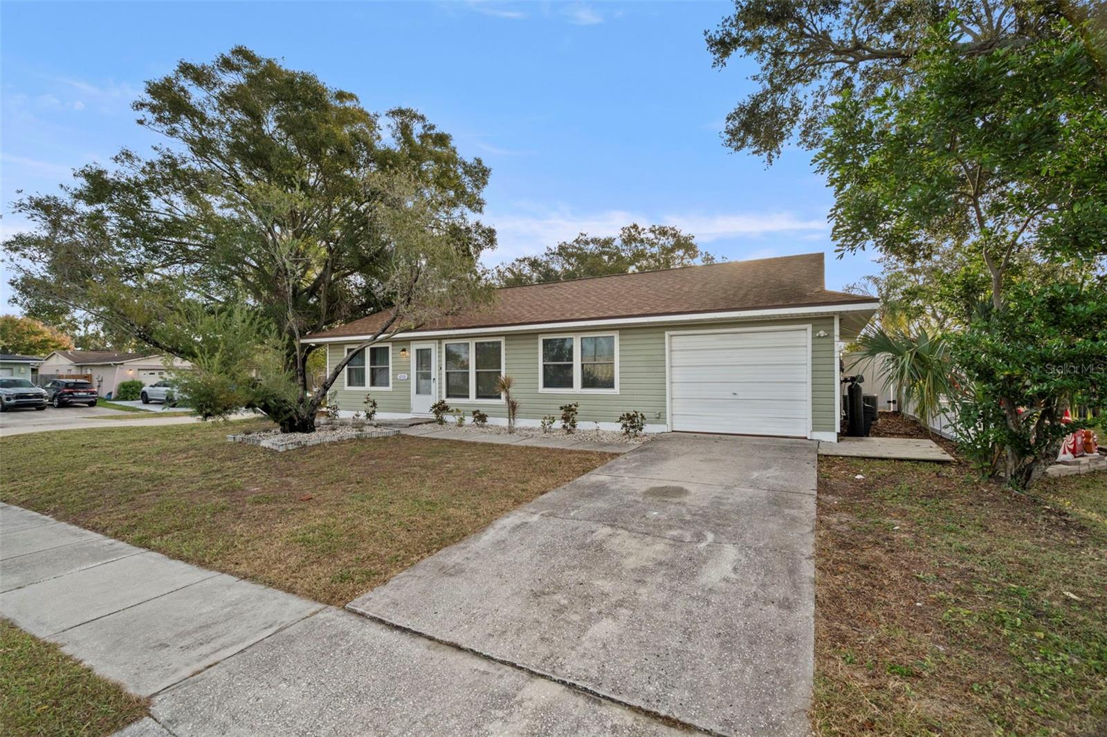 6500 Briar Ridge Ct N Property Photo 1