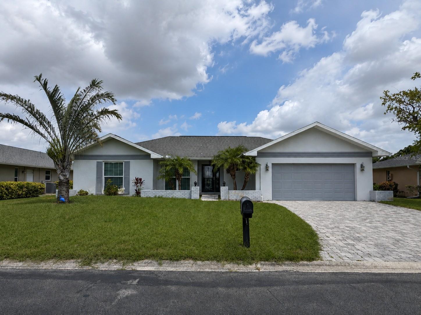 1009 Indian Hills Ct Property Photo 1