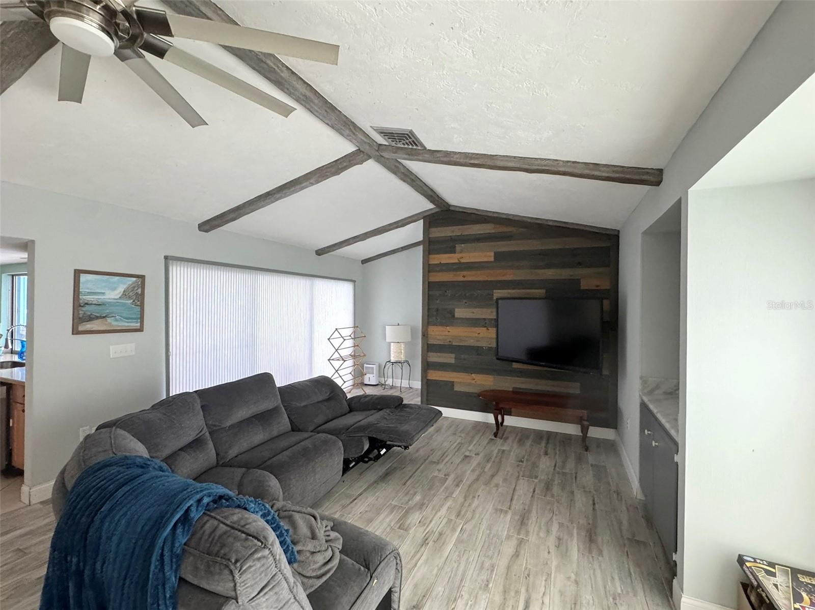 1009 Indian Hills Ct Property Photo 16