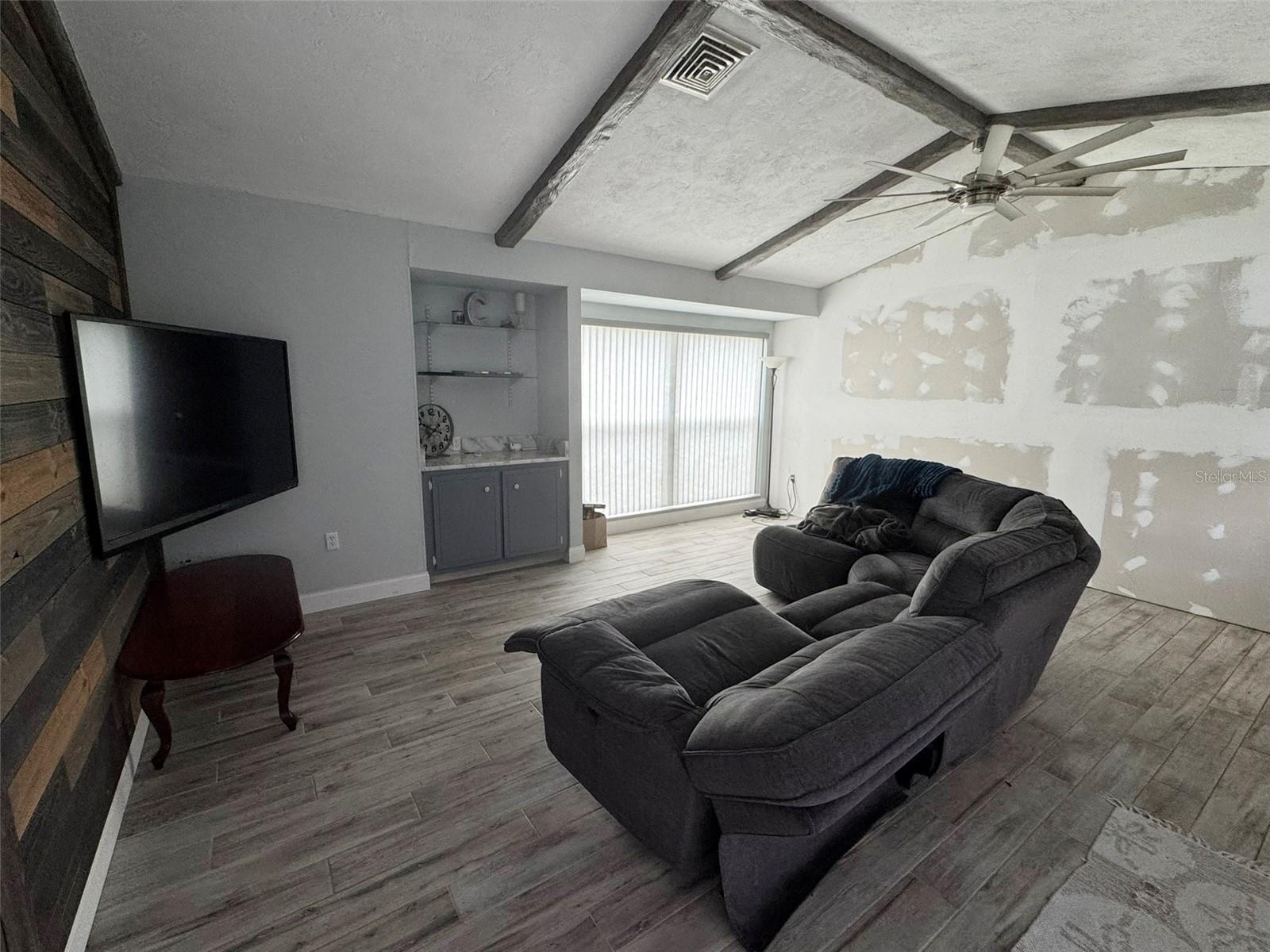 1009 Indian Hills Ct Property Photo 18