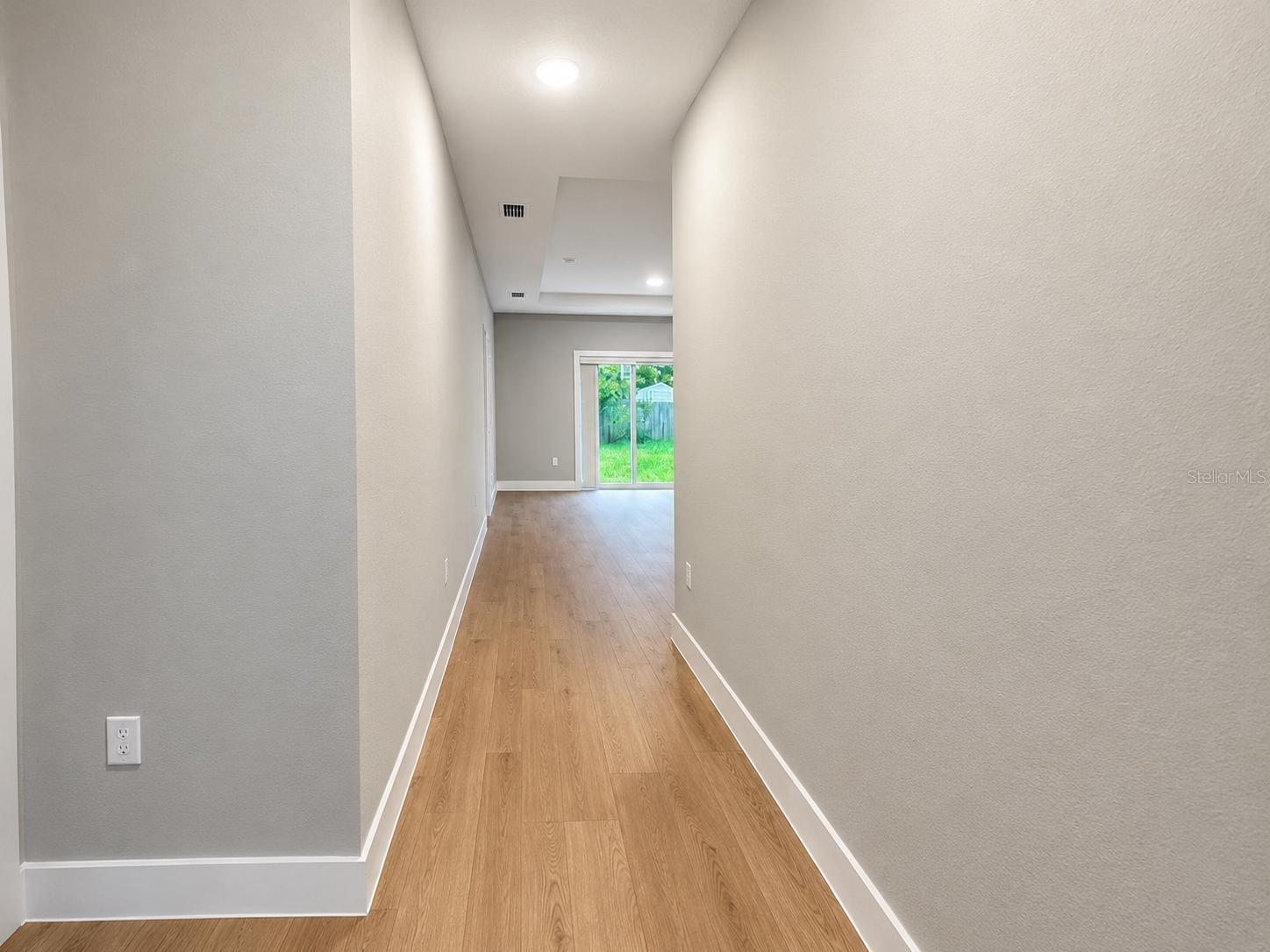 4416 Mariner Blvd Property Photo 6