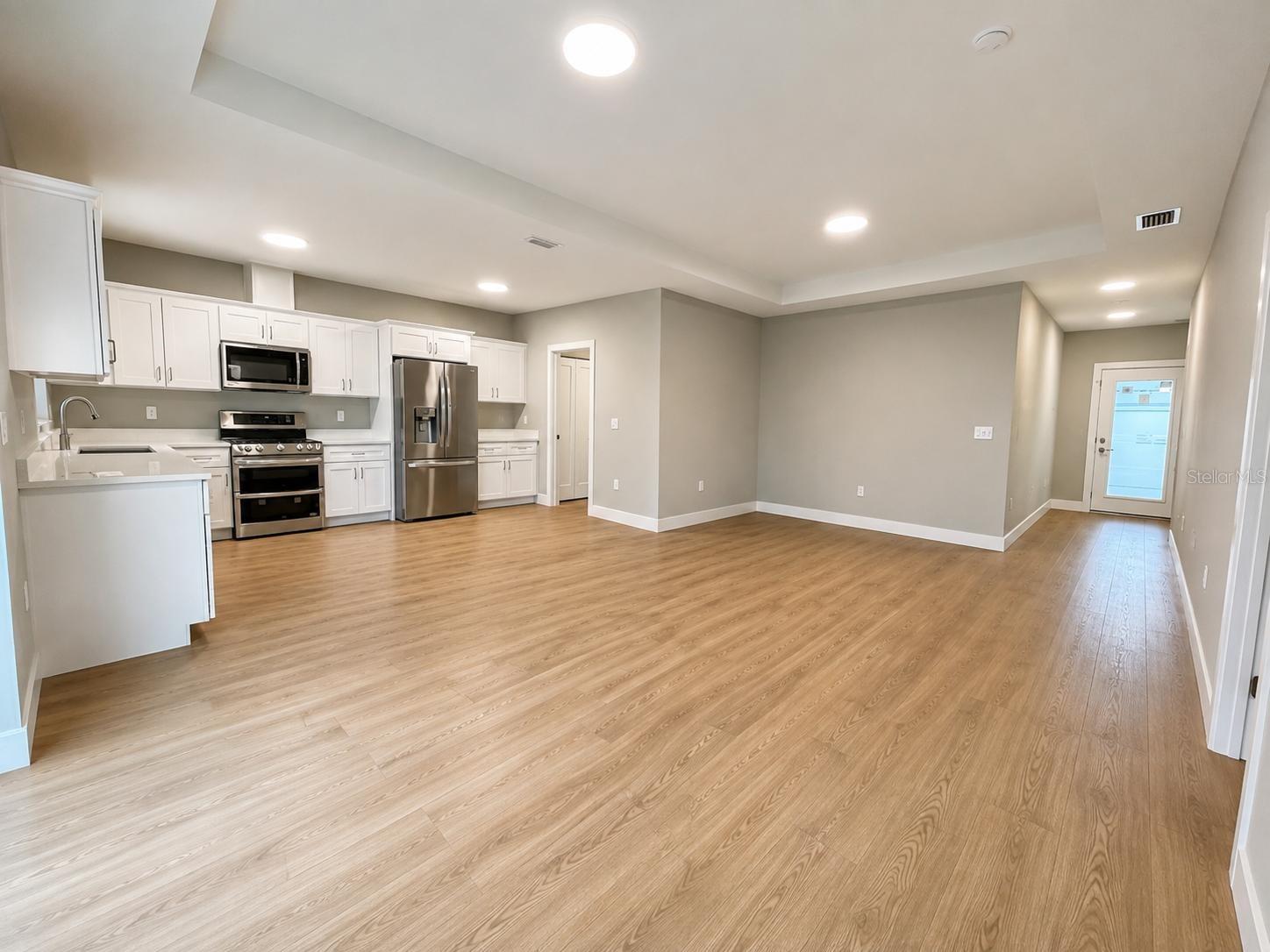 4416 Mariner Blvd Property Photo 7