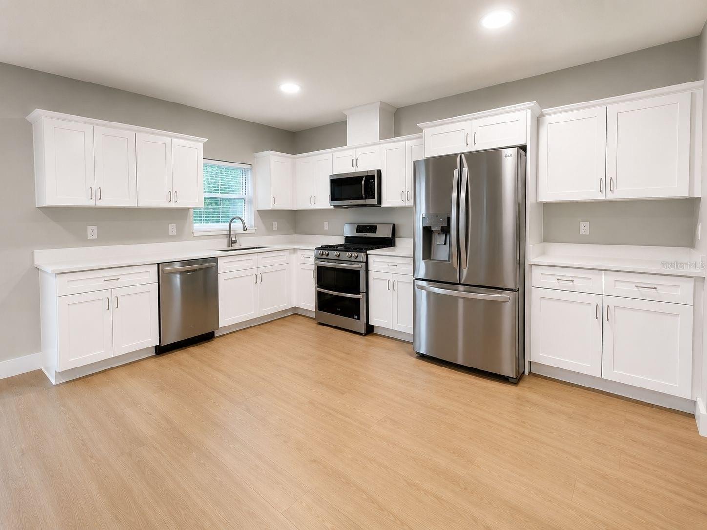 4416 Mariner Blvd Property Photo 10