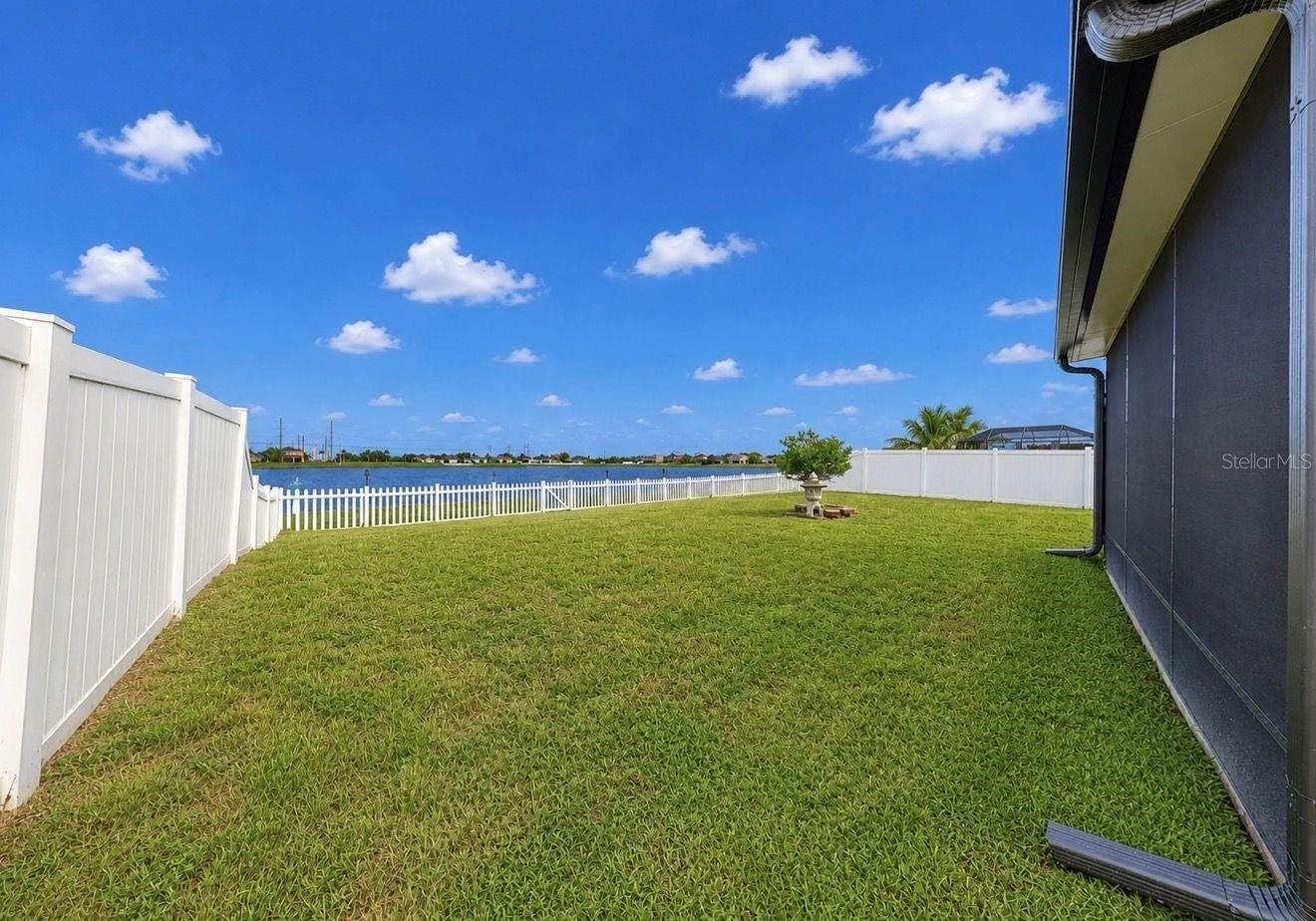 619 Wabash Breeze Cir Property Photo 3