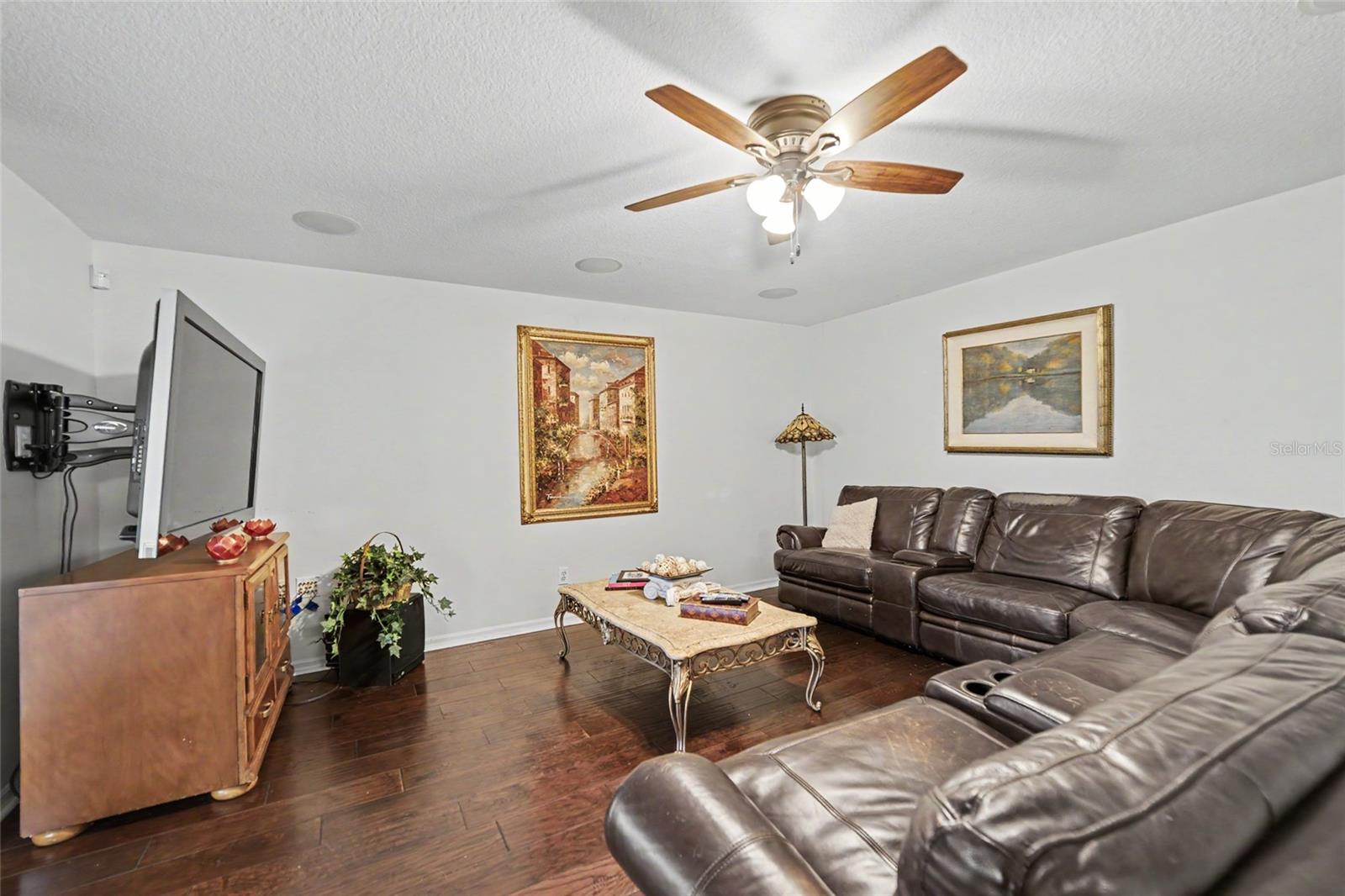 15110 Heronglen Dr Property Photo 8