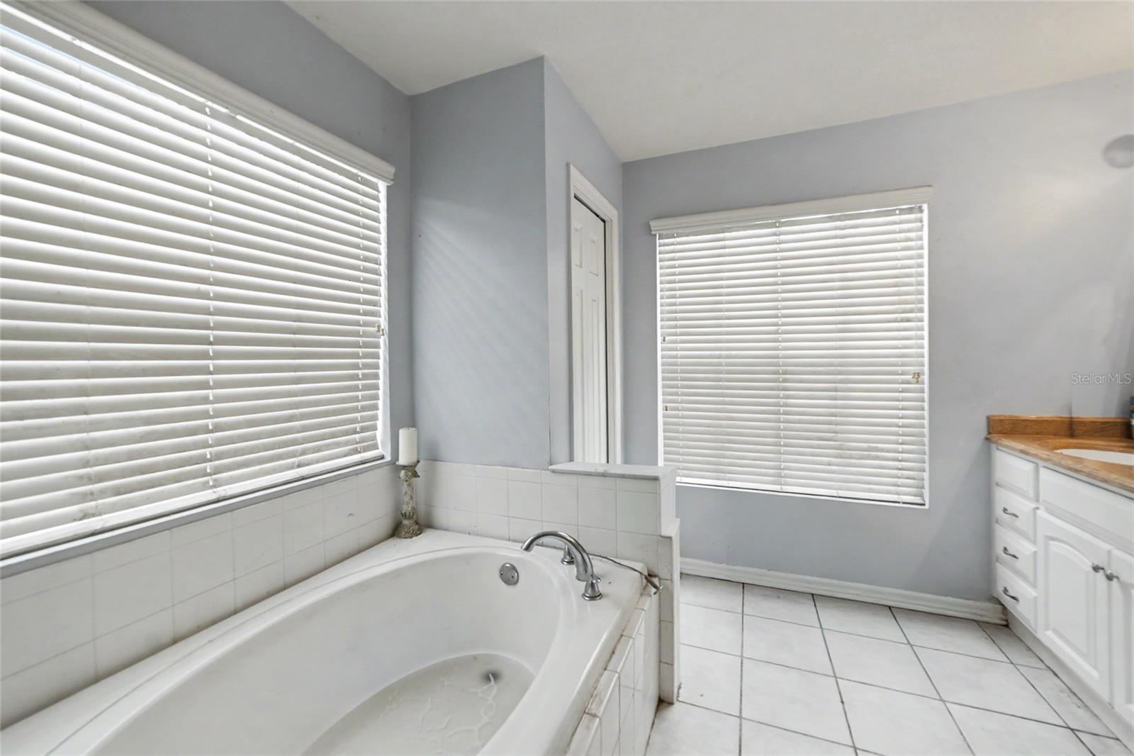15110 Heronglen Dr Property Photo 18