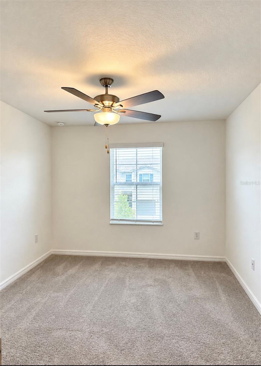 8212 Crescent Oaks Dr Property Photo 26