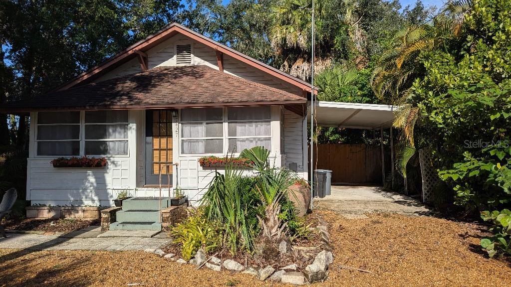 7427 Chapel Ave Property Photo 2