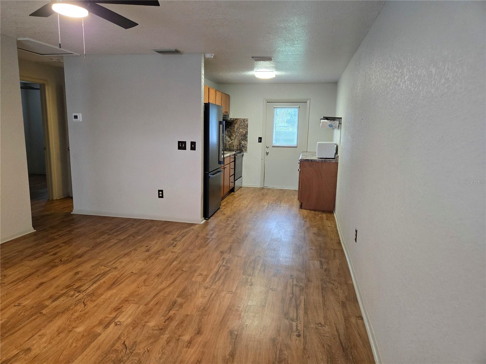 1517 S Taylor Rd Property Photo 4