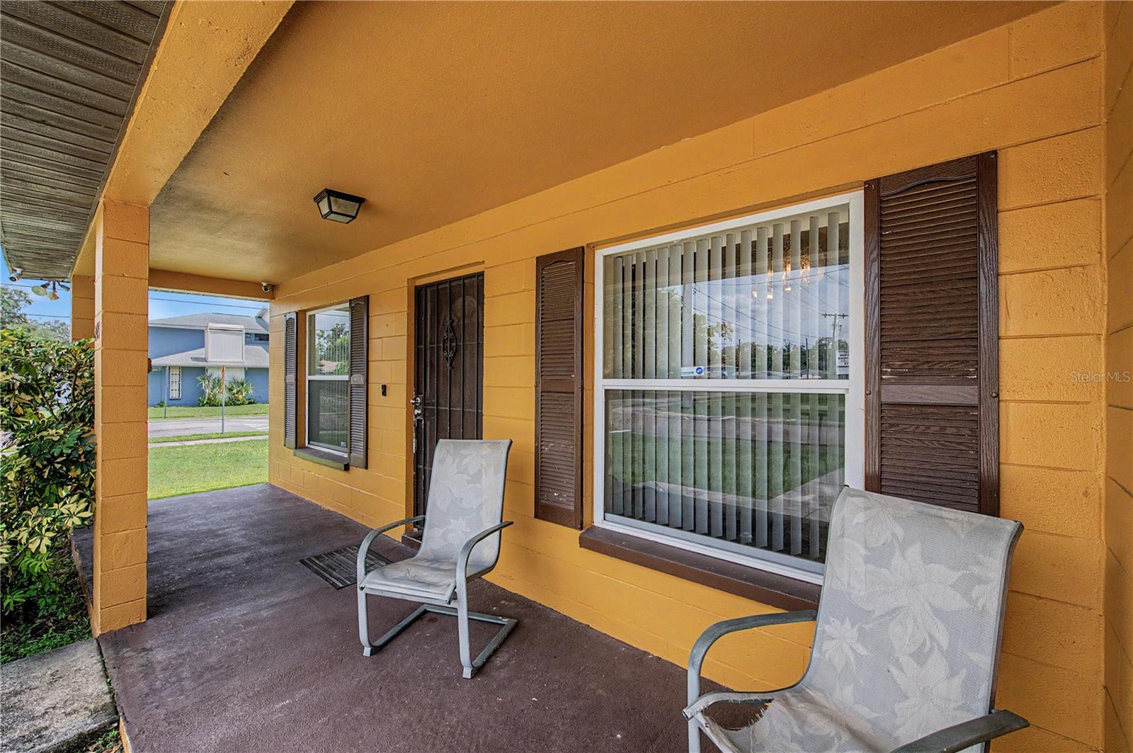 2423 E Okara Rd Property Photo 3