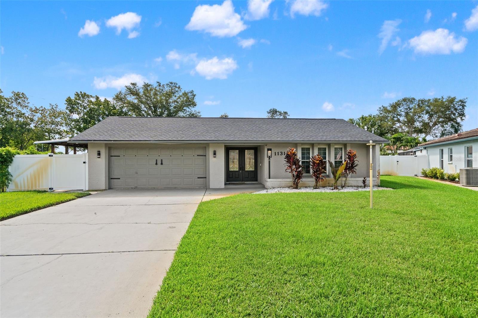 11312 Robert Dr. Property Photo 3