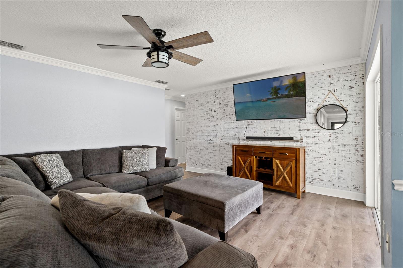 11312 Robert Dr. Property Photo 9