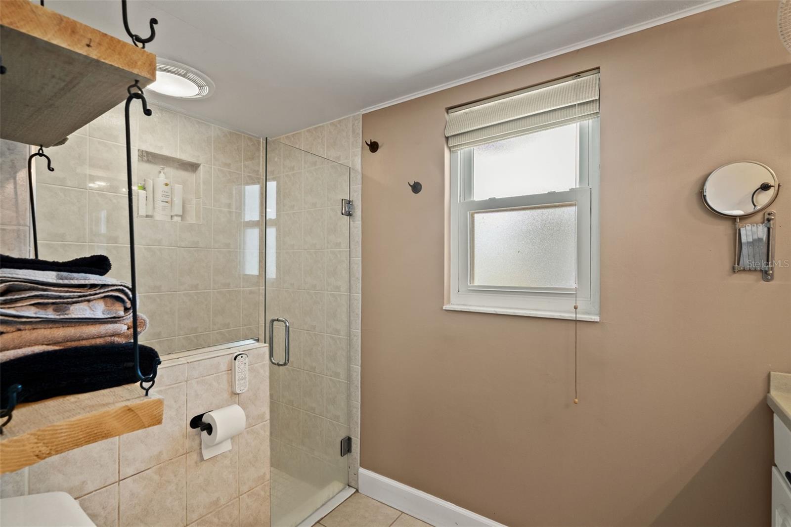11312 Robert Dr. Property Photo 21