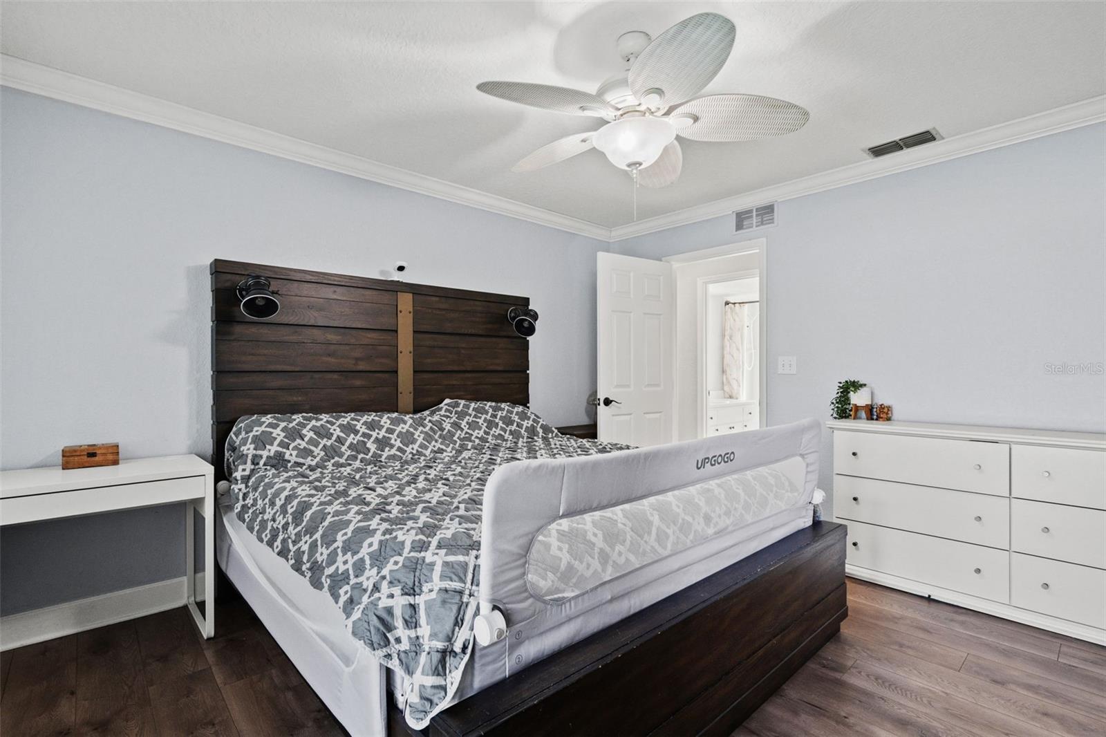 11312 Robert Dr. Property Photo 23