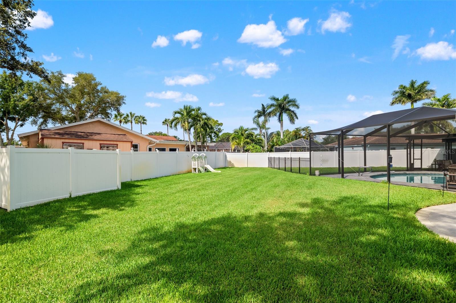 11312 Robert Dr. Property Photo 50
