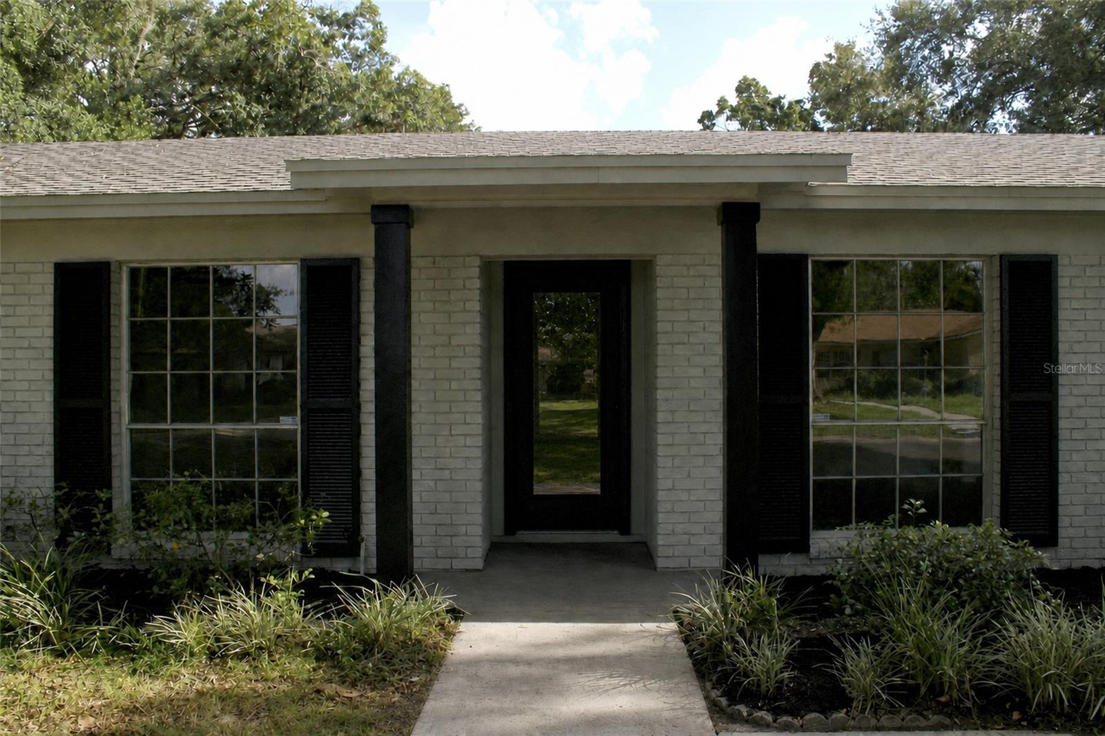 13808 Cherry Brook Ln Property Photo 2