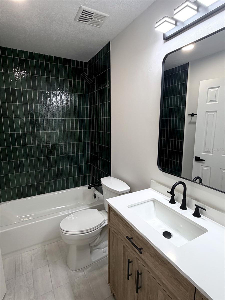13808 Cherry Brook Ln Property Photo 14