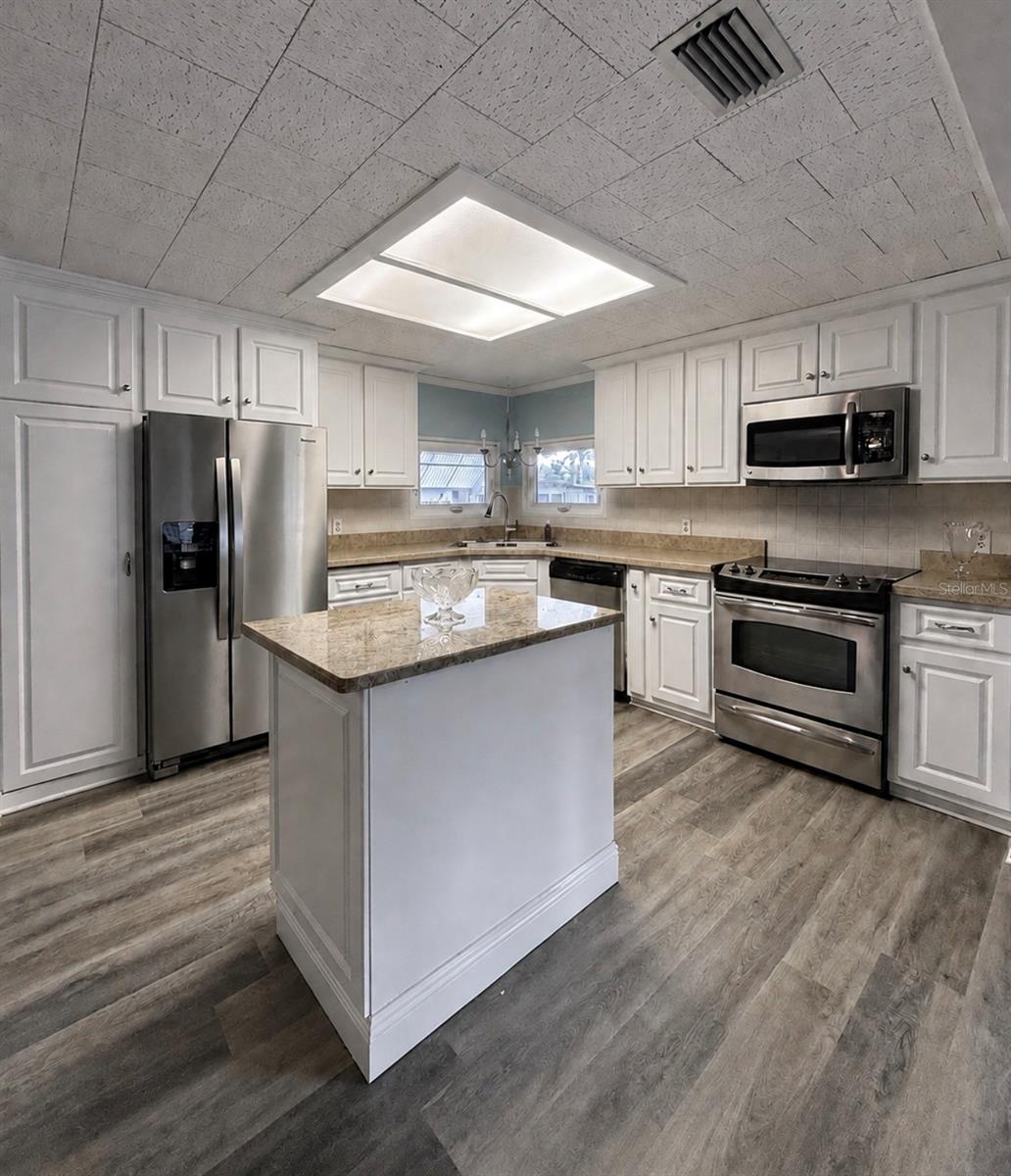 1100 Belcher Rd S #304 Property Photo 12