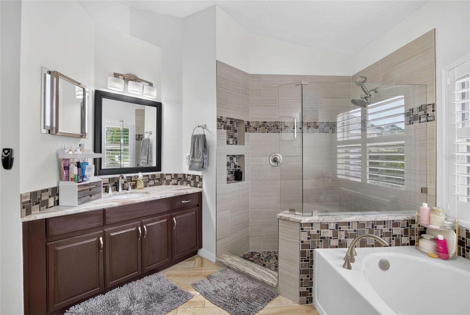 12935 Raysbrook Dr Property Photo 27
