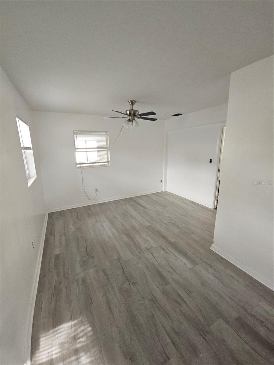 1574 Crown St Property Photo 7