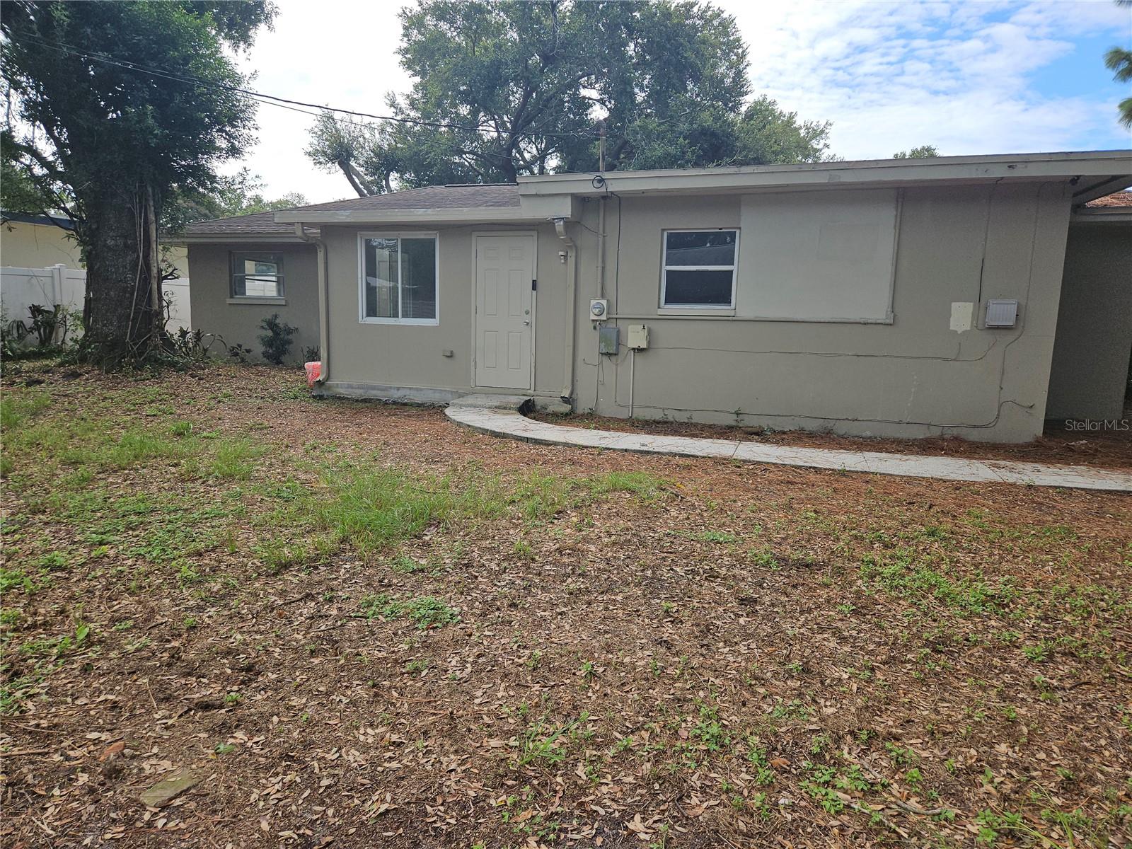 1574 Crown St Property Photo 21