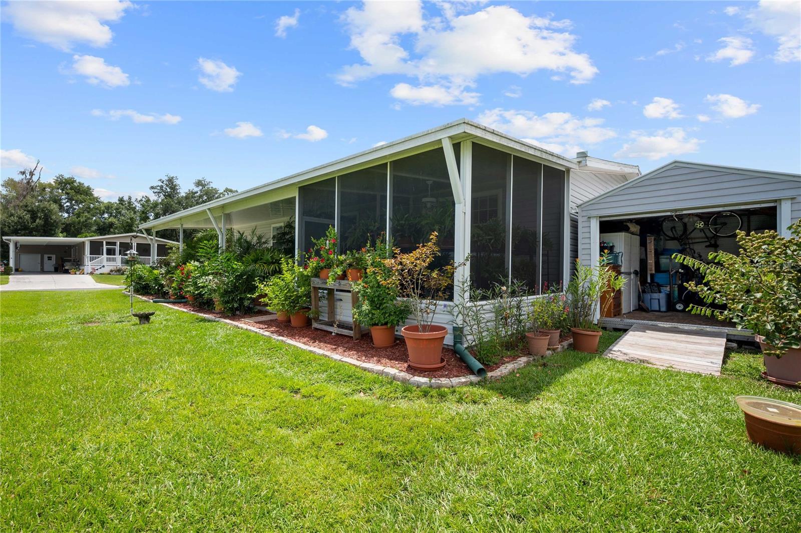 38417 Monet Dr Property Photo 6