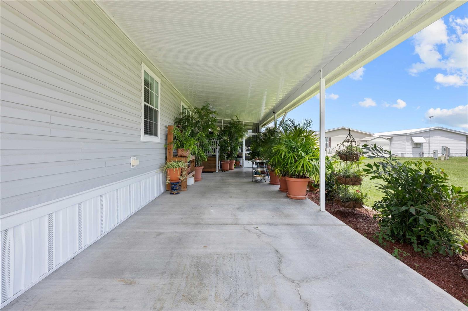 38417 Monet Dr Property Photo 8