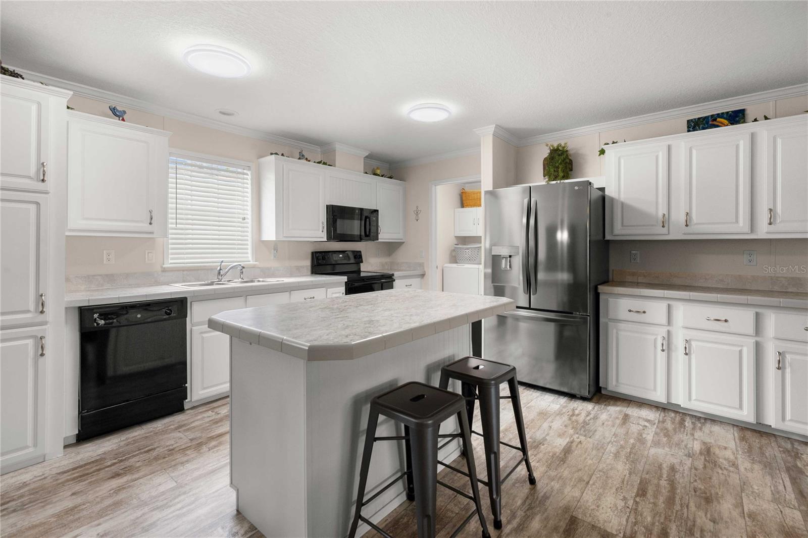 38417 Monet Dr Property Photo 10