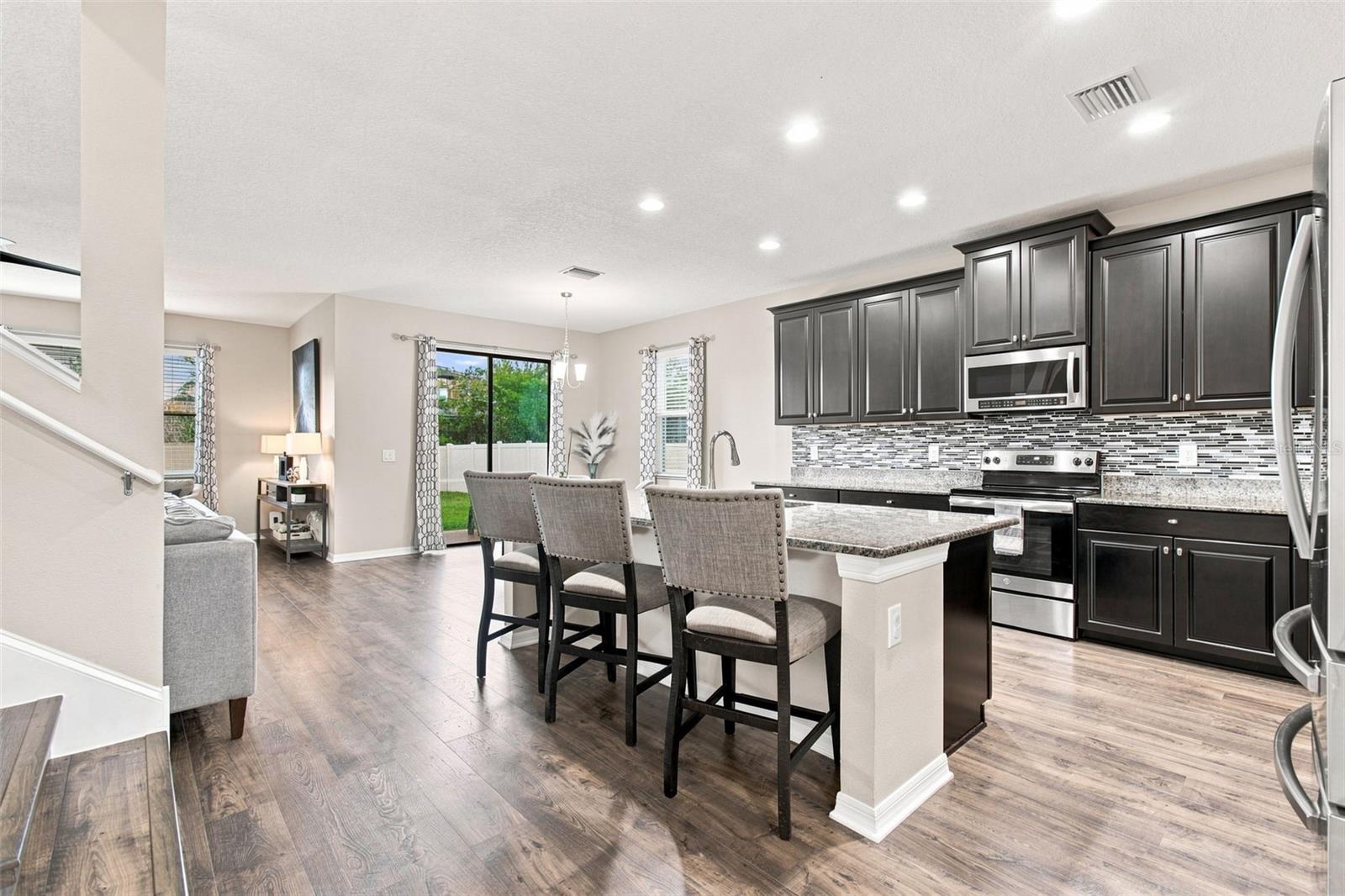 19065 Malinche Loop Property Photo 2