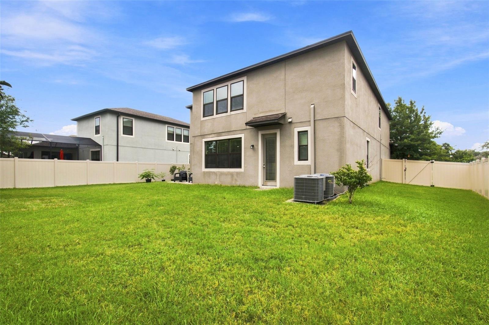 19065 Malinche Loop Property Photo 26