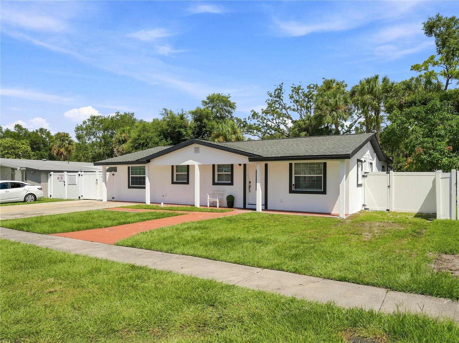 6529 La Mesa Cir Property Photo 1
