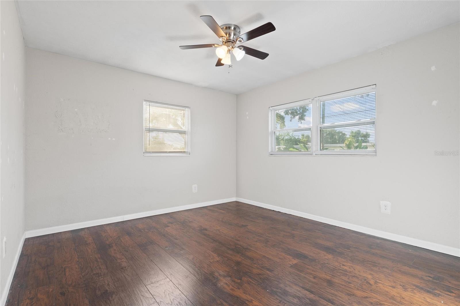 10811 Valencia Ter Property Photo 9
