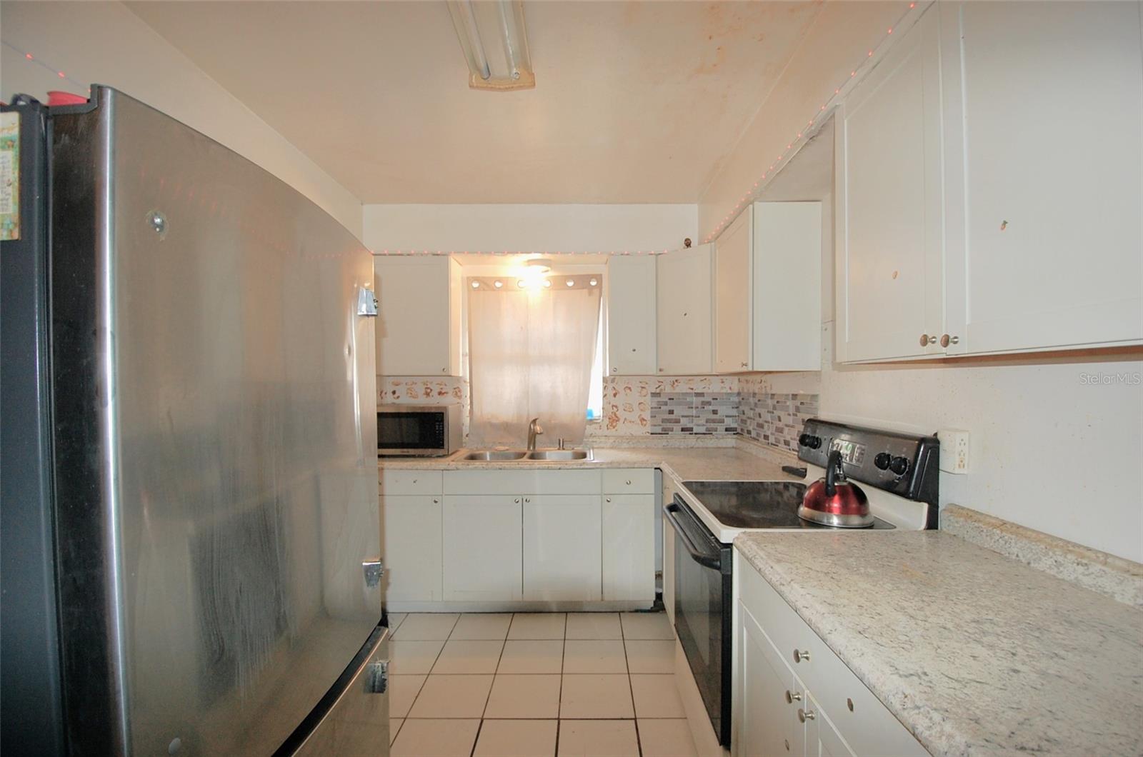 1636 S Jefferson Ave Property Photo 6