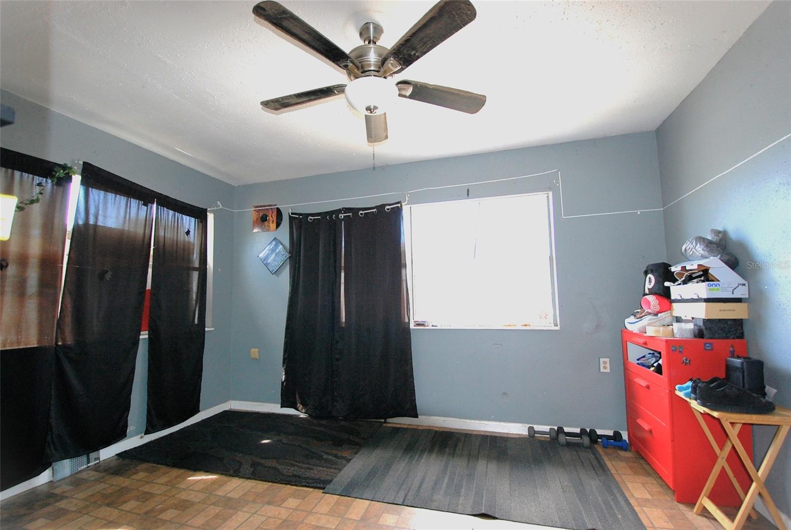1636 S Jefferson Ave Property Photo 9