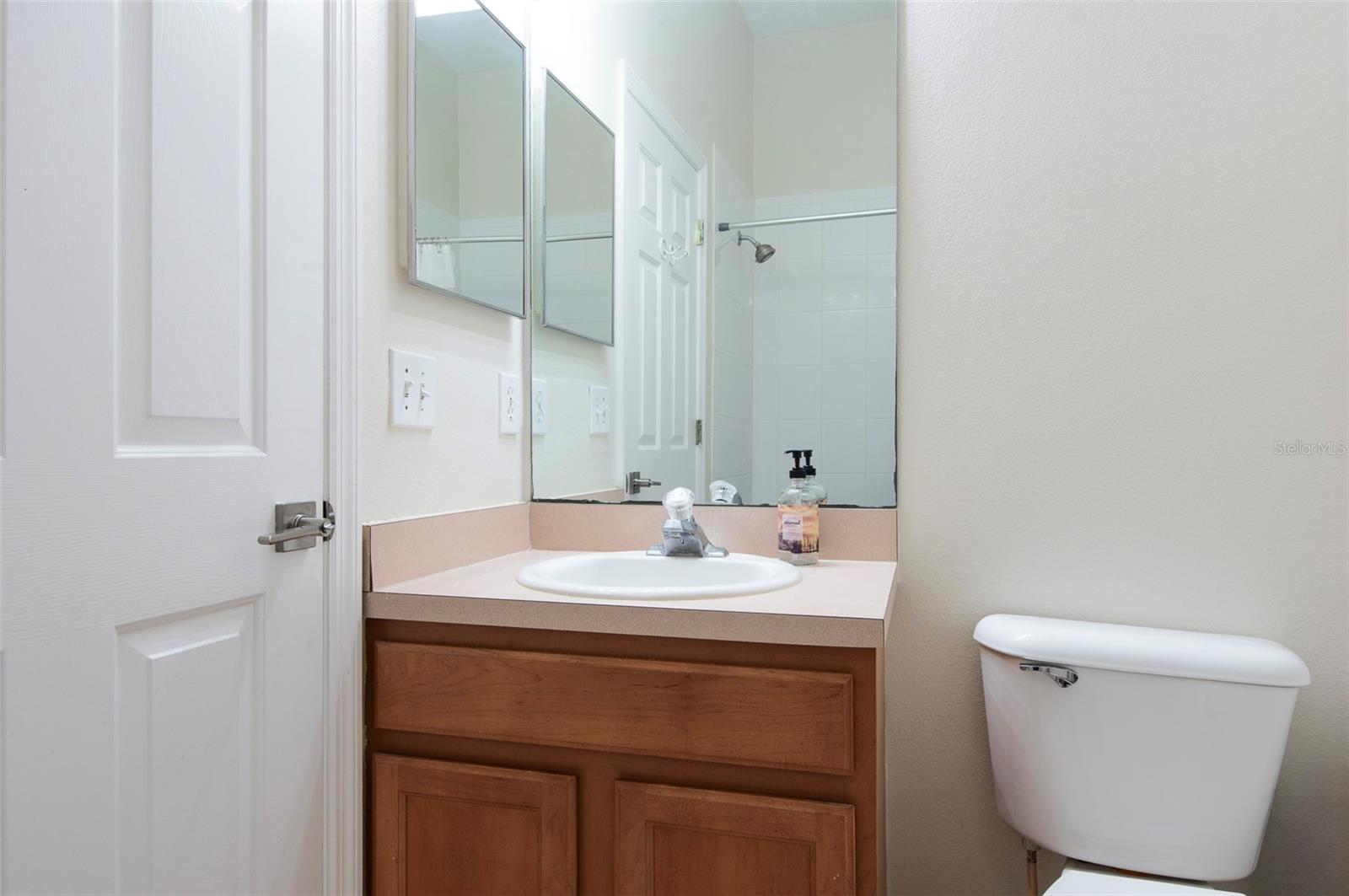 570 Vallance Way Ne Property Photo 23