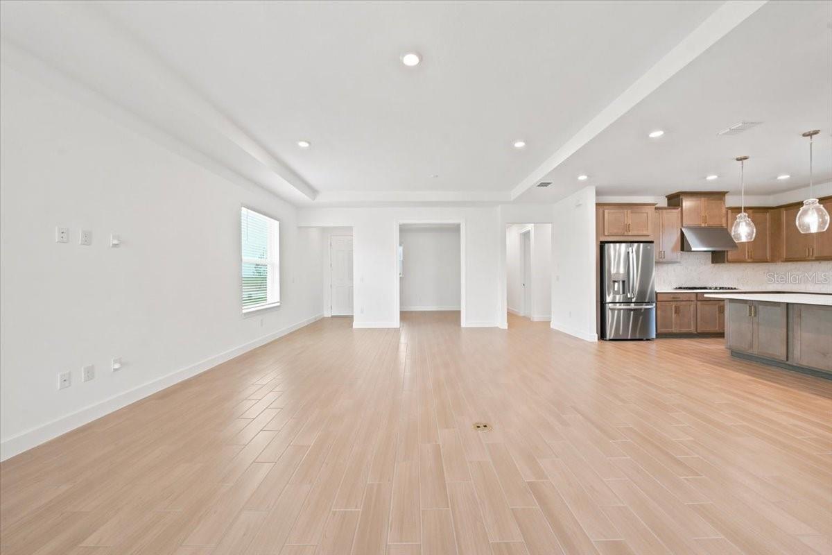 13902 Fletcher Dr Property Photo 9