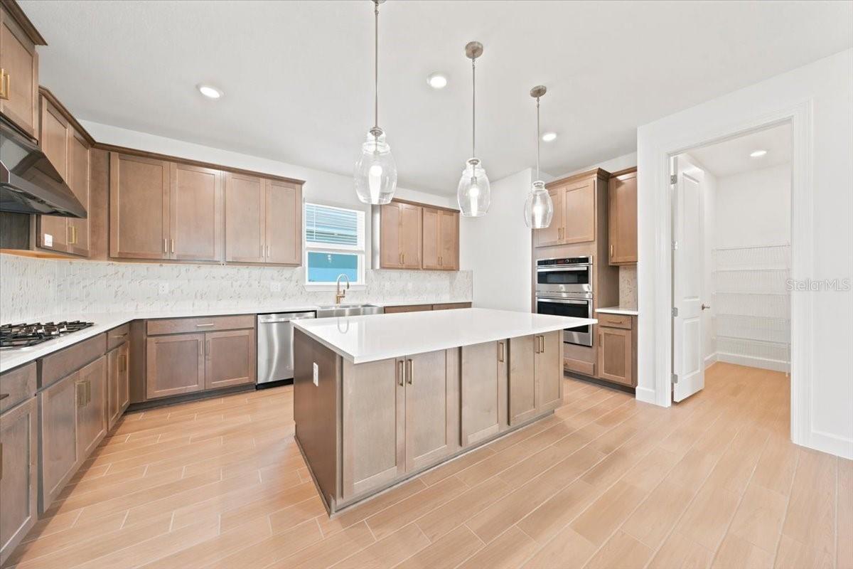 13902 Fletcher Dr Property Photo 15