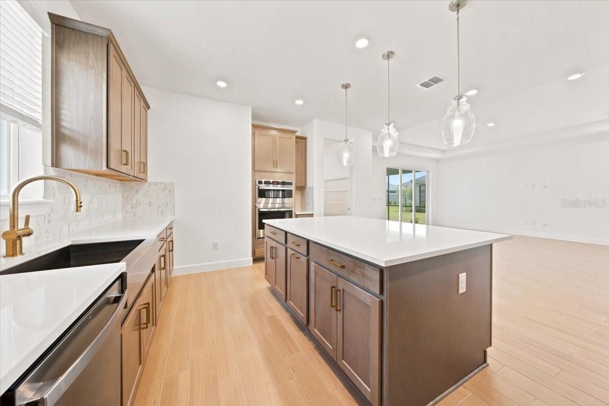 13902 Fletcher Dr Property Photo 18