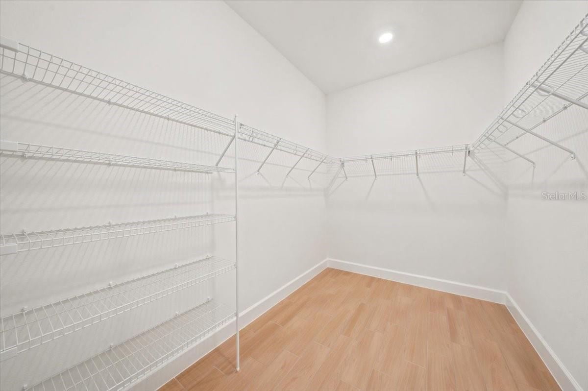 13902 Fletcher Dr Property Photo 27