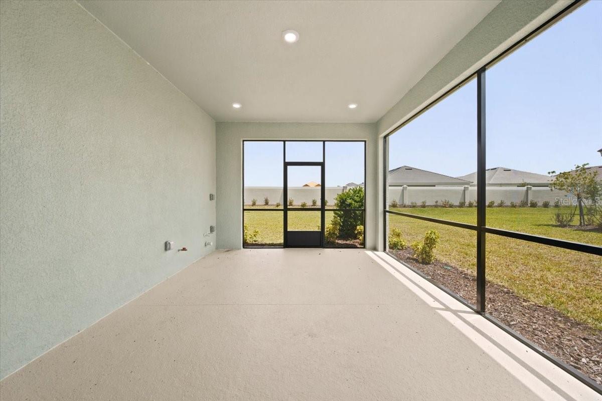 13902 Fletcher Dr Property Photo 41