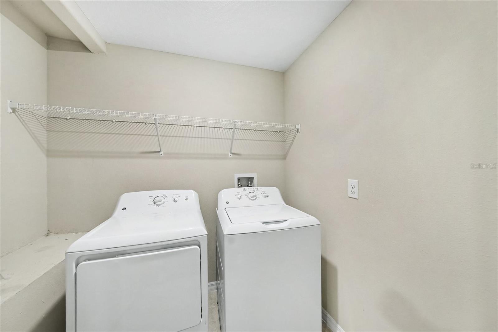 1507 Golden Glow Dr Property Photo 22