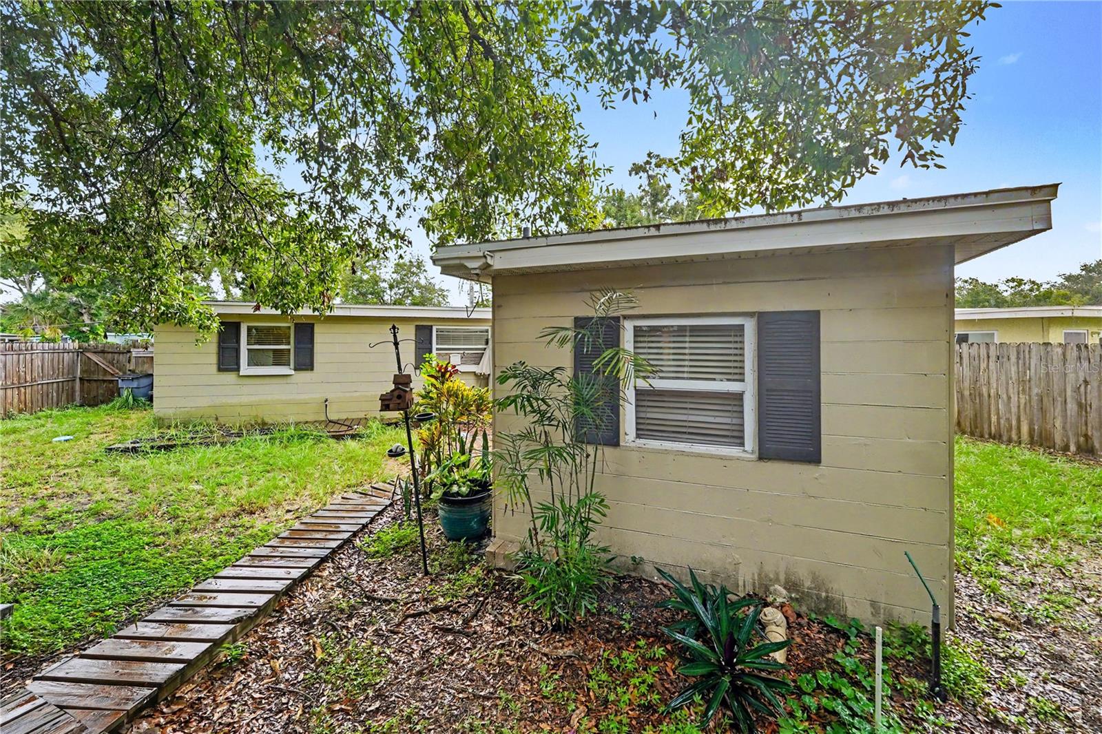 8490 92nd Ter Property Photo 11