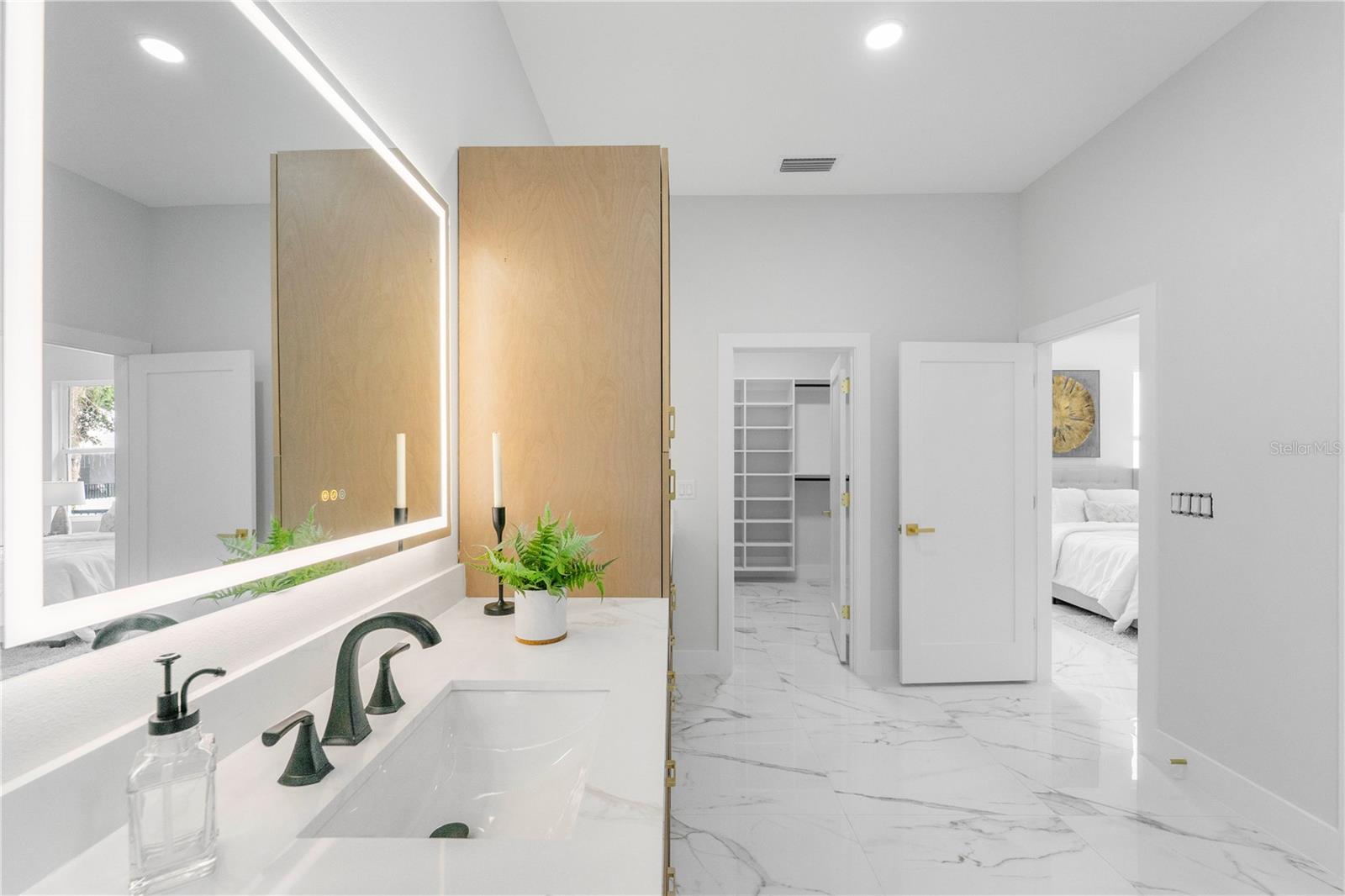 8326 June St Property Photo 38