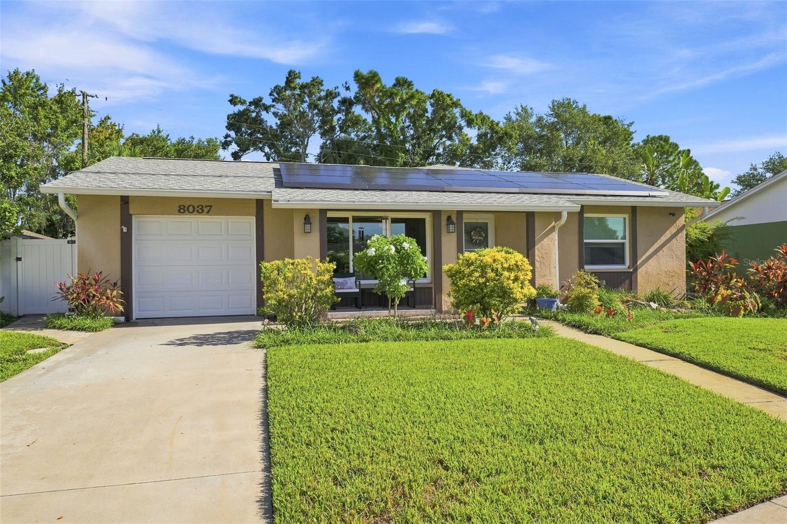 8037 Powder Horn Cir Property Photo 1