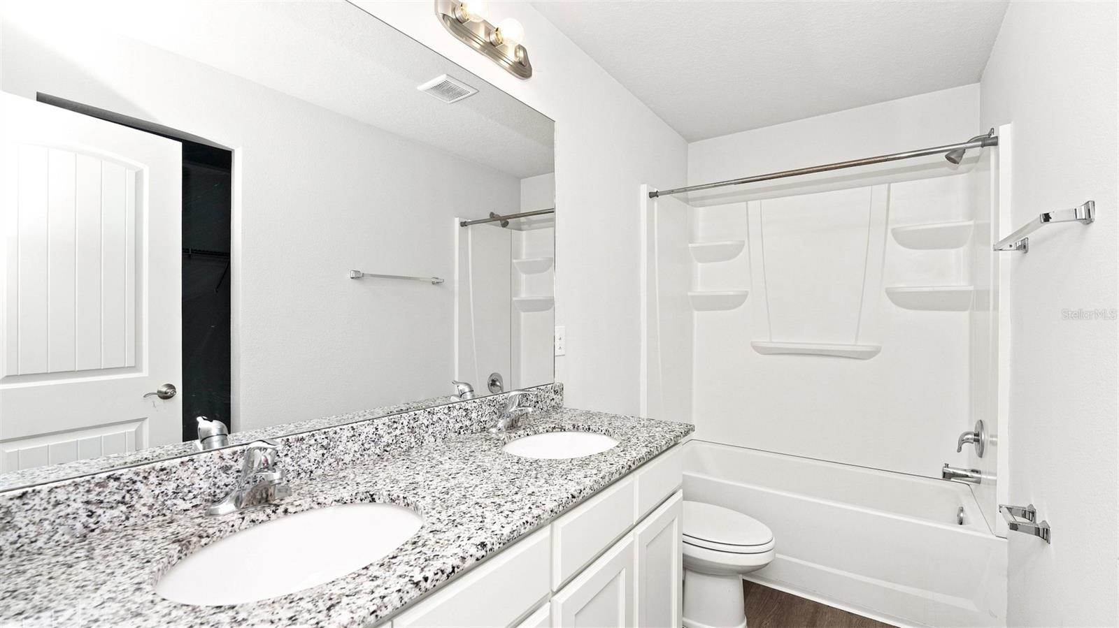13 Zebulon Pl Property Photo 12