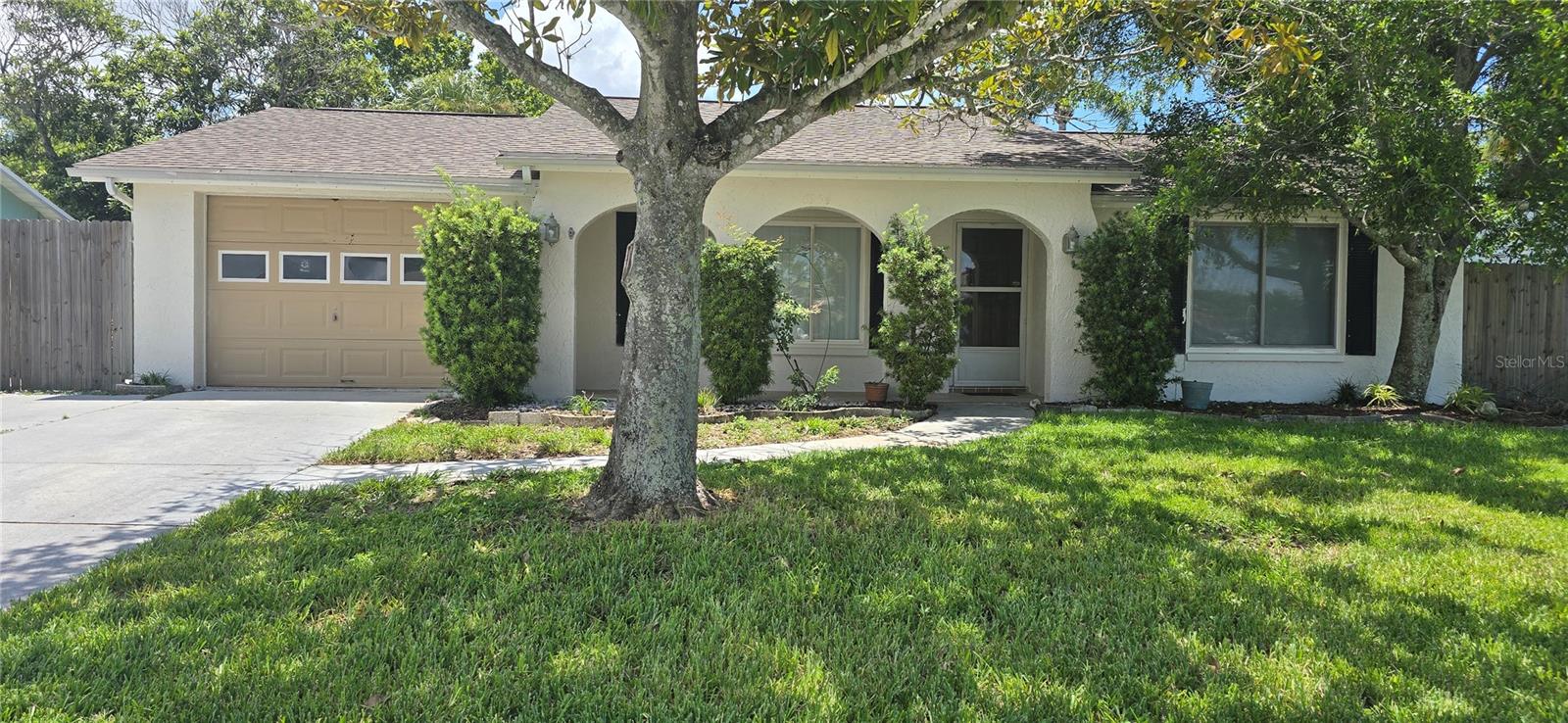 6954 Stone Rd Property Photo